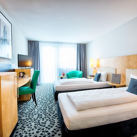 Achat Hotel Offenbach Plaza Exteriör bild