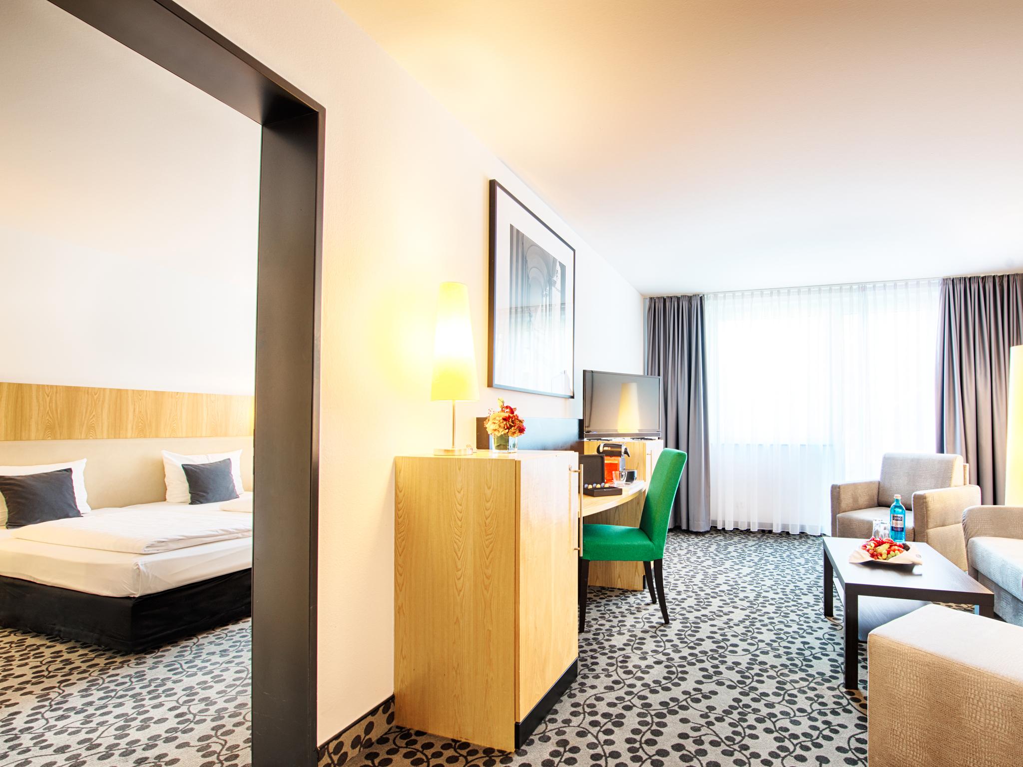 Achat Hotel Offenbach Plaza Exteriör bild