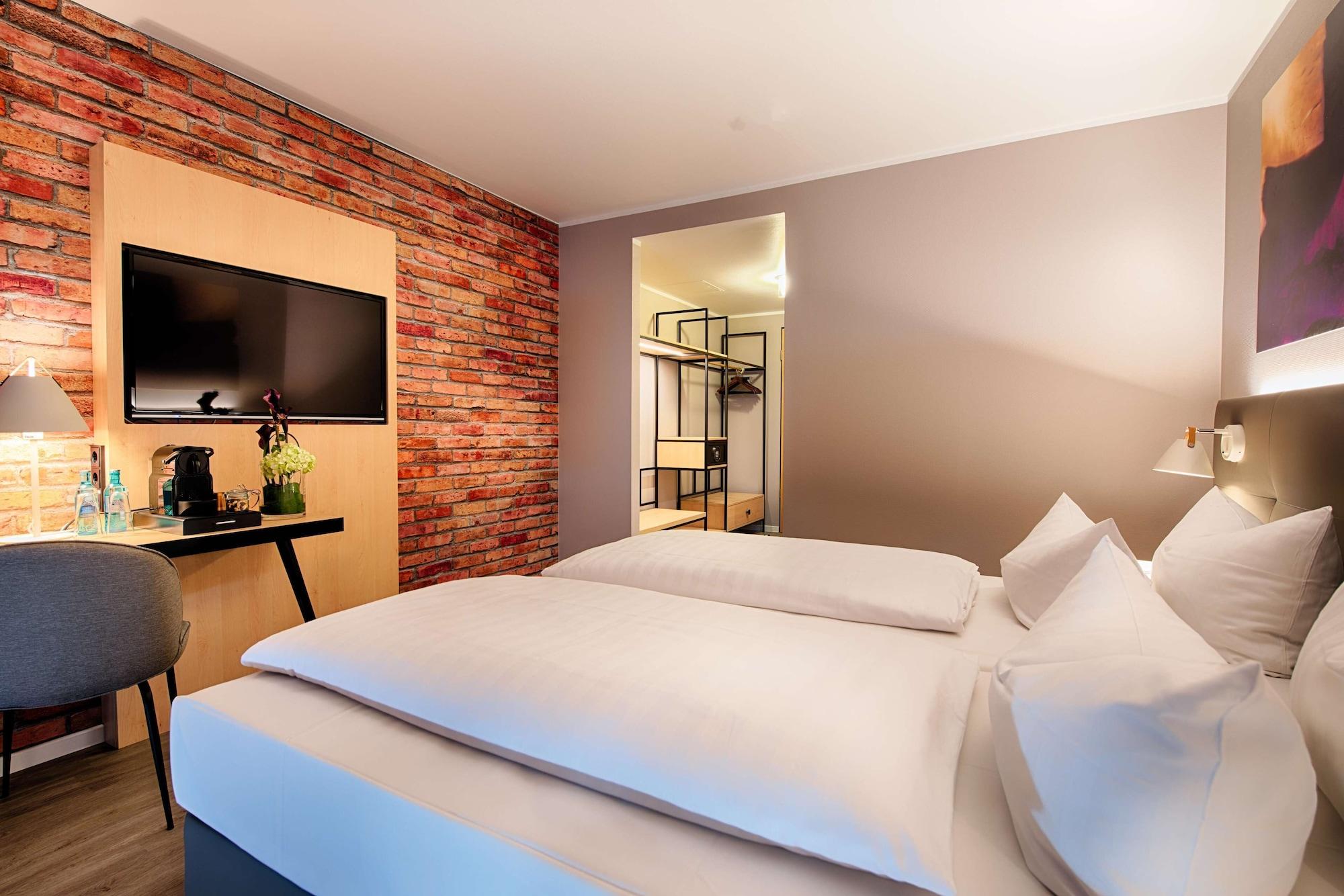 Achat Hotel Offenbach Plaza Exteriör bild